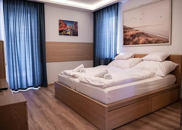 Master * Balatonkenese