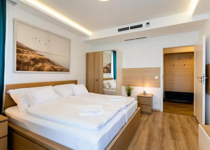 Master * Balatonkenese