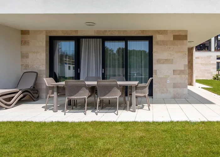 Master * Balatonkenese